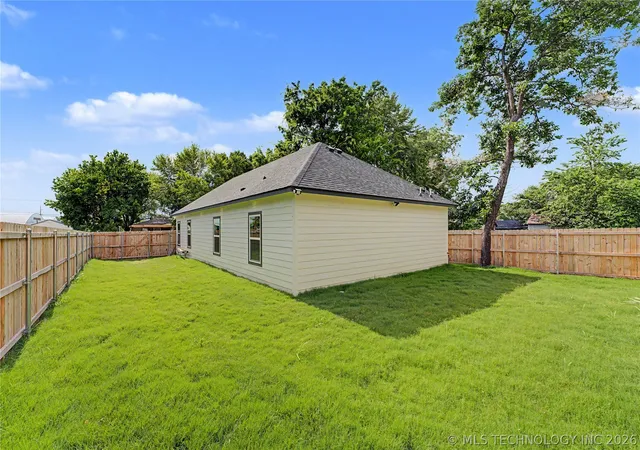 16th image of 2201 N Lewis Pl, Tulsa, OK 74110 | MLS# 2616998
