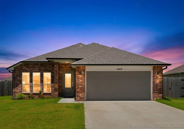 Photo 1 of Single family home for sale at 1407 E 150 Street S, Glenpool, OK 74033 | MLS# 2626442 | Listing updated on 2026-08-20