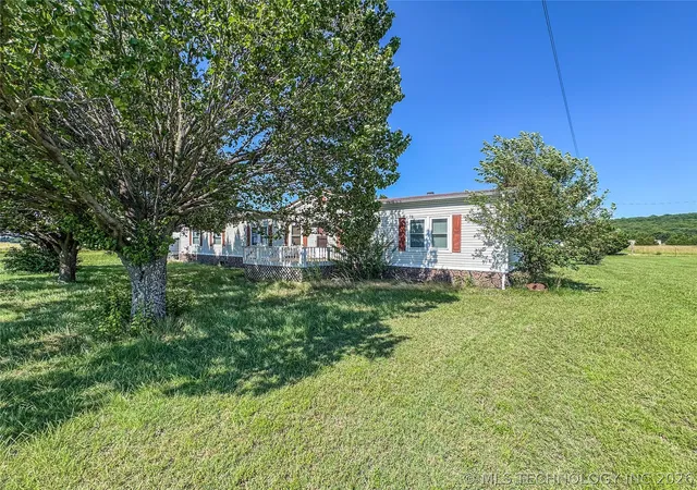 Photo 2 of Manufactured home for sale at 36 Gragg, Quinton, OK 74561 | MLS# 2626443 | Listing updated on 2026-08-20