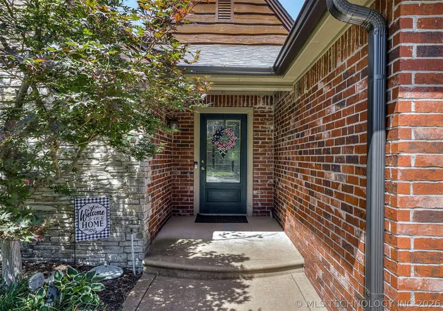 Photo 3 of Single family home for sale at 7800 E Galveston St, Broken Arrow, OK 74014 | MLS# 2626435 | Listing updated on 2026-08-28