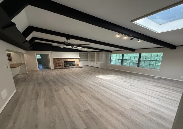 Photo 3 of Single family home for sale at 1444 Oakdale Dr, Bartlesville, OK 74006 | MLS# 2624089 | Listing updated on 2026-08-20