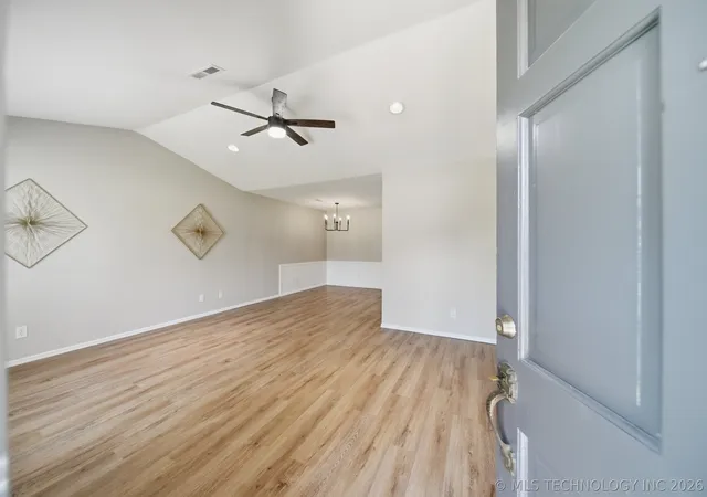 2nd image of 11118 S Date St, Jenks, OK 74037 | MLS# 2625766