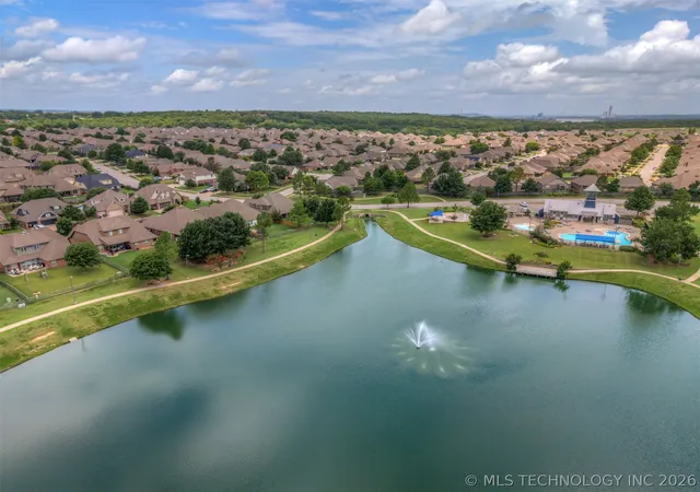Homes for sale in Bixby, OK | 13403 S 21st St, Bixby, OK 74008 | MLS# 2626461