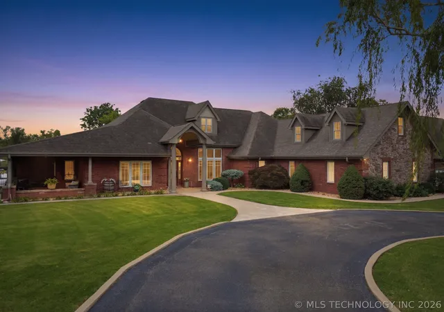 2nd image of 2372 Fox St, Tahlequah, OK 74464 | MLS# 2626478
