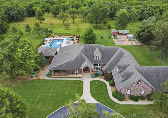 4th image of 2372 Fox St, Tahlequah, OK 74464 | MLS# 2626478