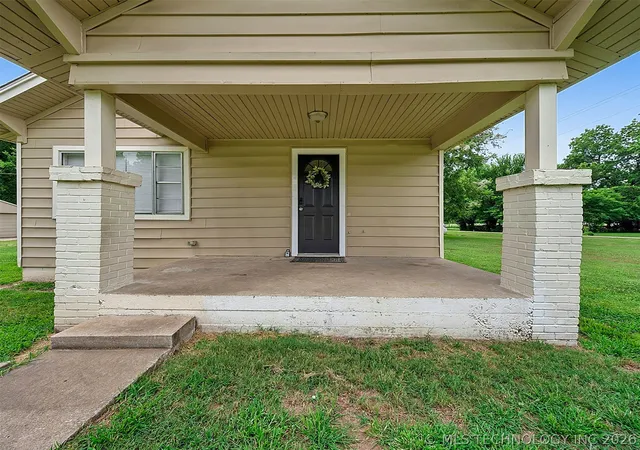 Photo 2 of Sale Pending at 115 N Pine St, Oologah, OK 74053 | MLS# 2626511 | Listing updated on 2026-08-26