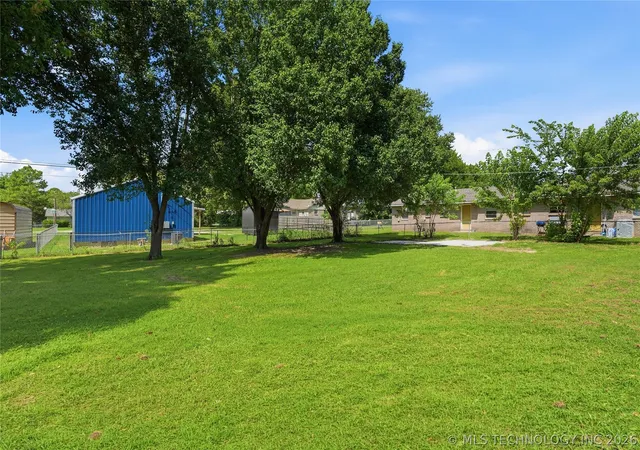 Homes for sale in Coweta, OK | 30419 S 150th St, Coweta, OK 74429 | MLS# 2625732