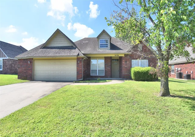 1st image of 9708 E 111th St, Owasso, OK 74055 | MLS# 2626516