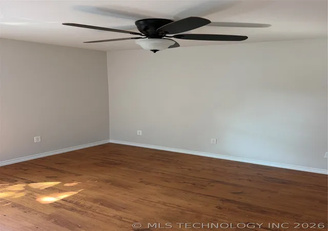 11th image of 906 S Mckinley, Calera, OK 74730 | MLS# 2626278