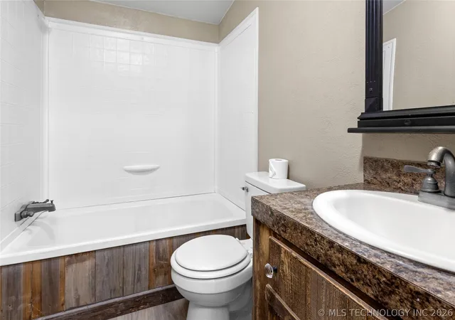 20th image of 115152 S 4237 Rd, Eufaula, OK 74432 | MLS# 2625945