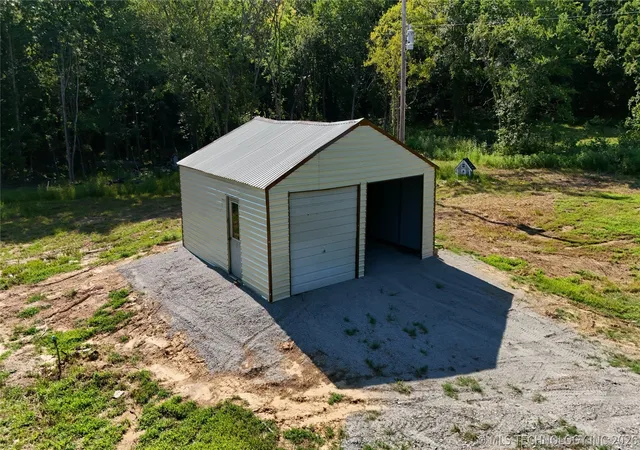 5th image of 115152 S 4237 Rd, Eufaula, OK 74432 | MLS# 2625945
