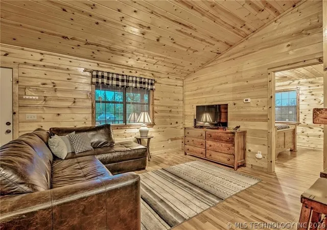 5th image of 609 Canoe Rd, Broken Bow, OK 74728 | MLS# 2626520