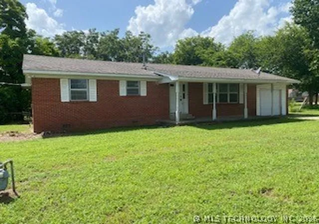 Photo 1 of Single family home for sale at 722 N Broadway St, Haskell, OK 74436 | MLS# 2613420 | Listing updated on 2026-08-24