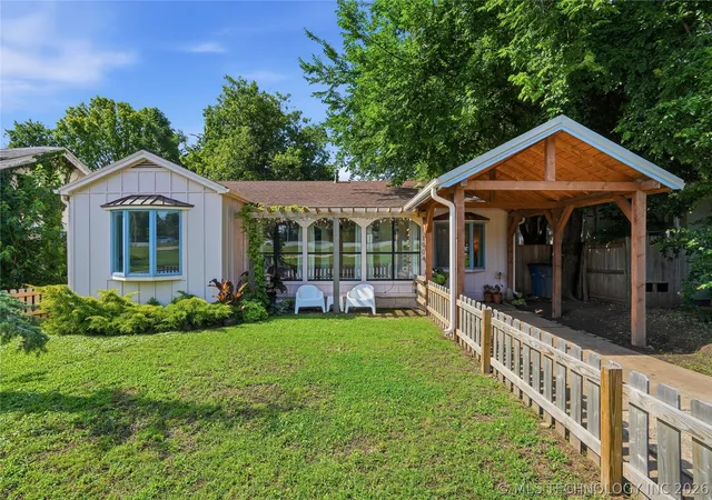 Photo 1 of Single family home for sale at 1904 E 14th Street, Tulsa, OK 74104 | MLS# 2620919 | Listing updated on 2026-08-20