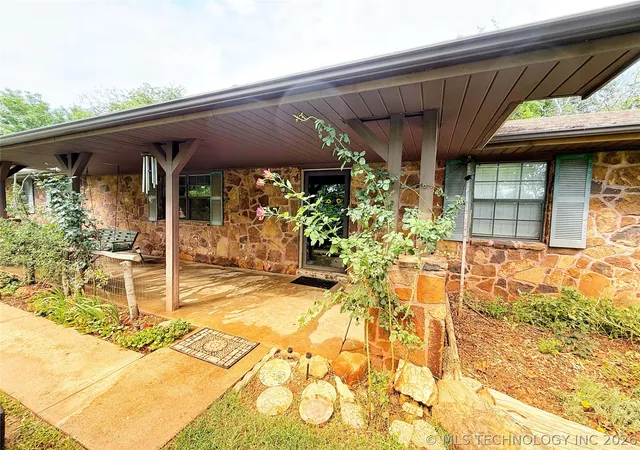 4th image of 3512 N 3693P, Holdenville, OK 74848 | MLS# 2626576