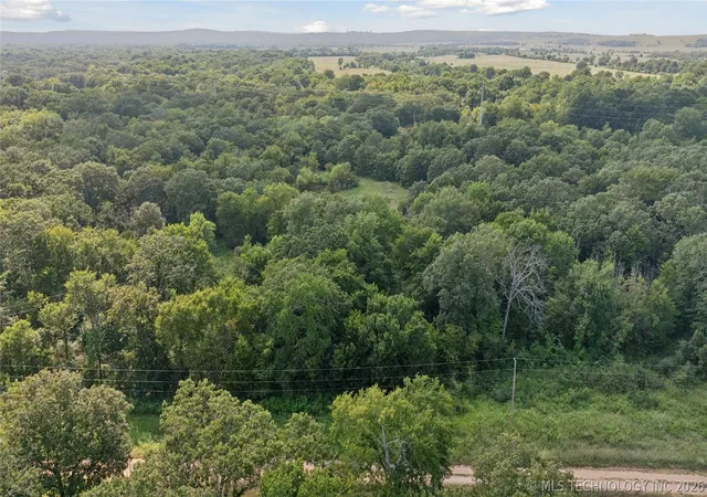 3rd image of 91011 Fox Run Run, Henryetta, OK 74437 | MLS# 2623704