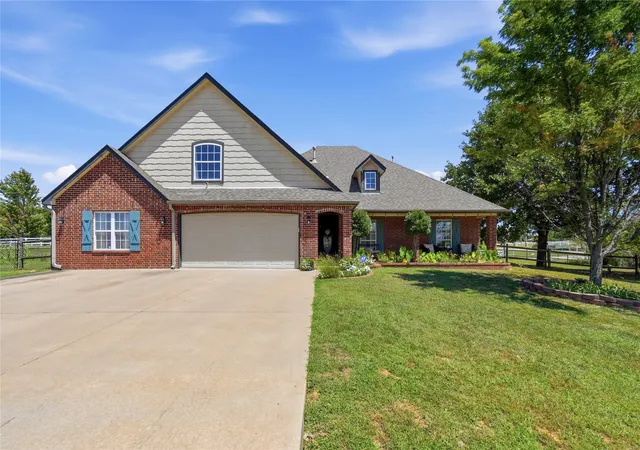 Photo 1 of Sale Pending at 14085 S 262nd Eastavenue, Coweta, OK 74429 | MLS# 2626594 | Listing updated on 2026-08-20