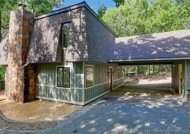 2nd image of 1296 Robin Hood, Eufaula, OK 74432 | MLS# 2626595