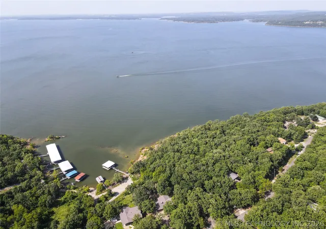 41st image of 1296 Robin Hood, Eufaula, OK 74432 | MLS# 2626595
