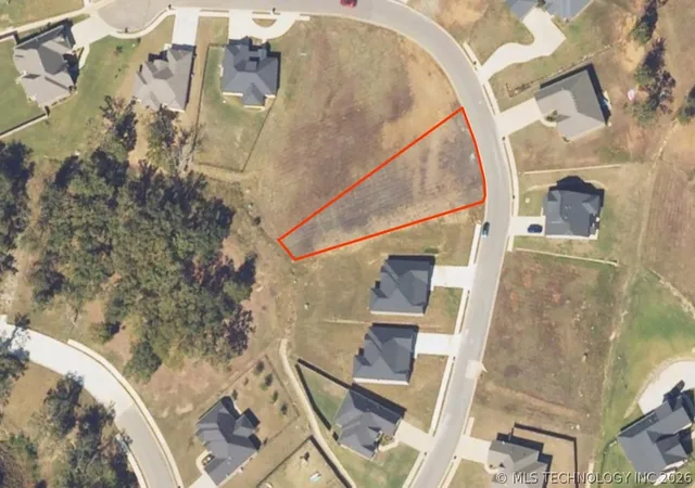 2nd image of 550 Woodlands Dr, Tahlequah, OK 74464 | MLS# 2626635