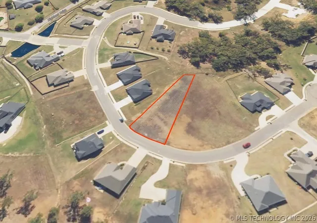 3rd image of 550 Woodlands Dr, Tahlequah, OK 74464 | MLS# 2626635