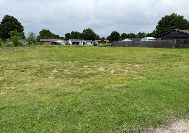 2nd image of 134th Pl, Glenpool, OK 74033 | MLS# 2621596