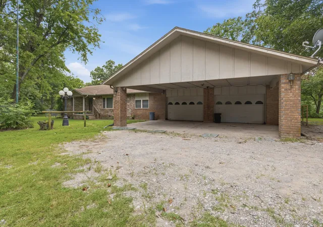 Photo 1 of Sale Pending at 23212 W Coyote Trl, Sand Springs, OK 74063 | MLS# 2626626 | Listing updated on 2026-09-15