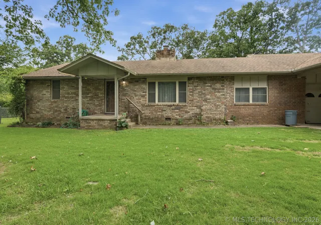 Photo 2 of Sale Pending at 23212 W Coyote Trl, Sand Springs, OK 74063 | MLS# 2626626 | Listing updated on 2026-09-15