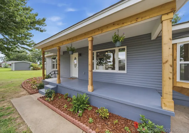 Photo 3 of Single family home for sale at 122 W Jay, Stroud, OK 74079 | MLS# 2625895 | Listing updated on 2026-08-20