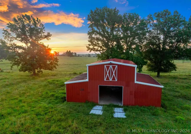 Photo 3 of Single family home for sale at 800 N Denison Rd, Idabel, OK 74745 | MLS# 2626674 | Listing updated on 2026-08-20