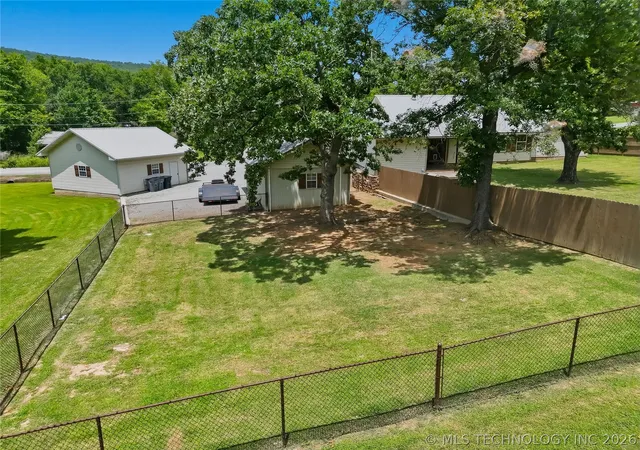 Photo 3 of Single family home for sale at 809 N K St, Quinton, OK 74561 | MLS# 2626647 | Listing updated on 2026-07-24