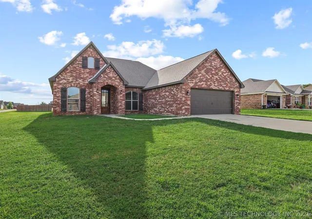 2nd image of 17 Paytons Pl, Durant, OK 74701 | MLS# 2626685