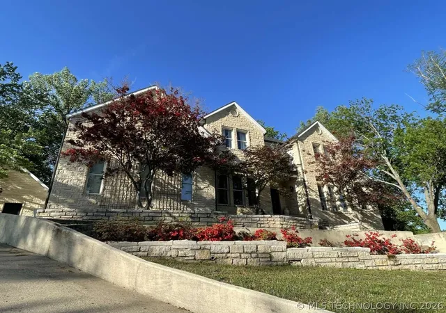 2nd image of 1350 Woodbriar Ln, Catoosa, OK 74015 | MLS# 2626706