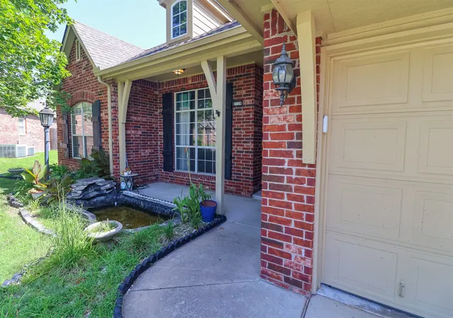 Photo 2 of Single family home for sale at 7129 E 81st Street, Tulsa, OK 74133 | MLS# 2626733 | Listing updated on 2026-08-20