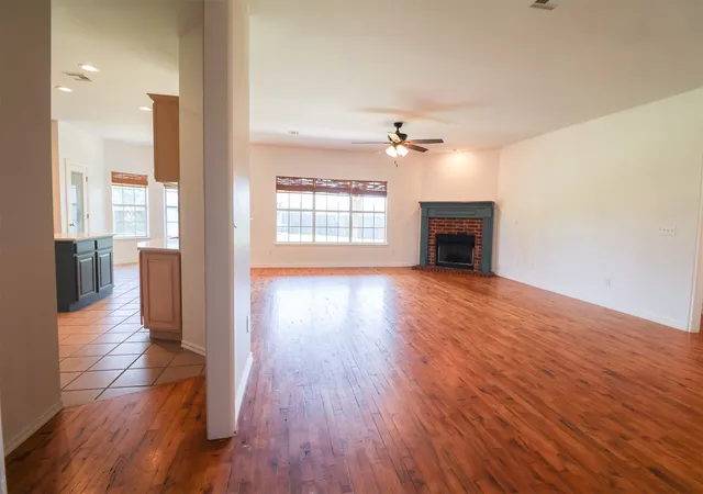 Photo 3 of Single family home for sale at 7129 E 81st Street, Tulsa, OK 74133 | MLS# 2626733 | Listing updated on 2026-08-20