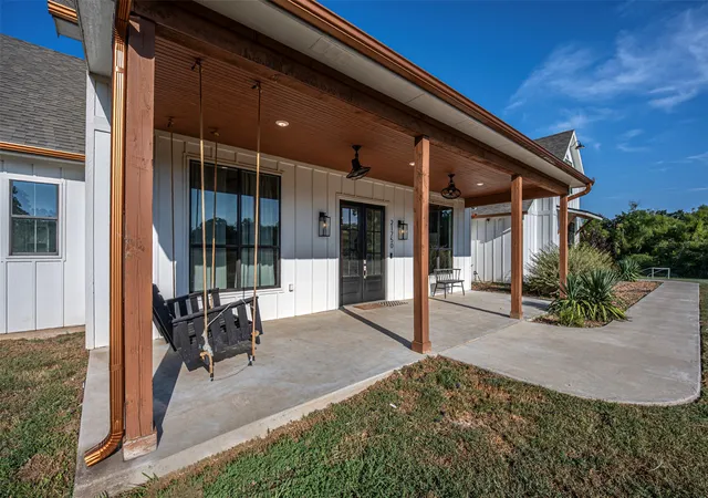 Photo 3 of Single family home for sale at 21750 County Rd 3, Stonewall, OK 74871 | MLS# 2623790 | Listing updated on 2026-10-07