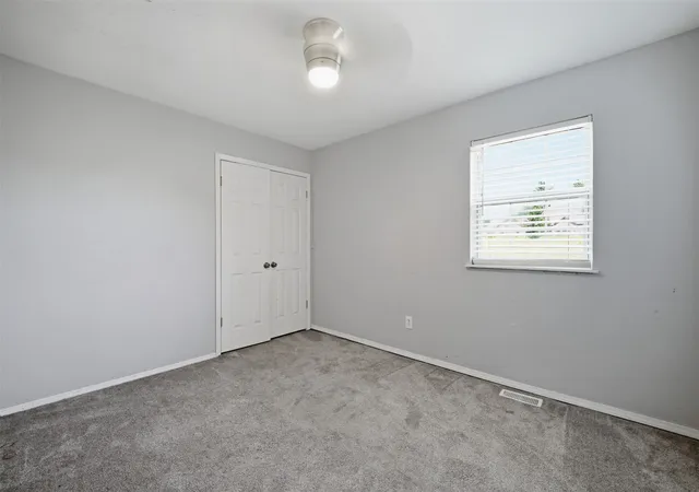 image of 103 E Lakeview Ct, Tecumseh, OK 74873 | MLS# 2626740