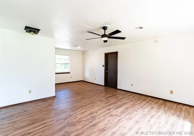 Photo 3 of Single family home for sale at 33495 S 385th West Ave, Bristow, OK 74010 | MLS# 2626545 | Listing updated on 2026-08-28