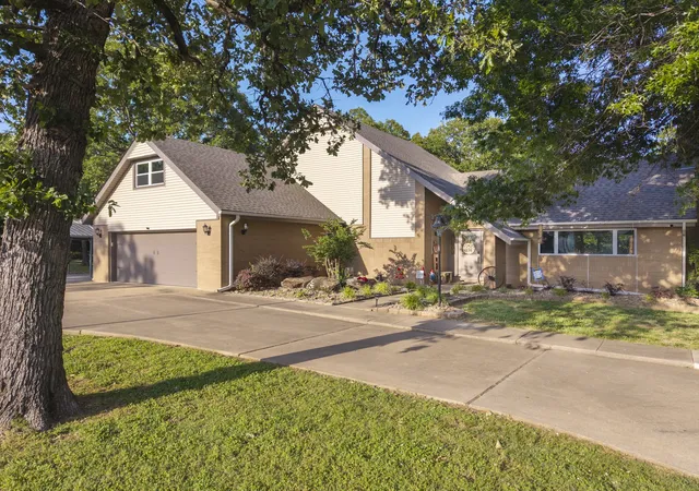 4th image of 102 Kidd Ln, Poteau, OK 74953 | MLS# 2622348