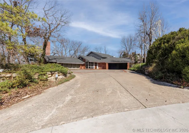 Photo 1 of Single family home for sale at 2100 N Star Ct, Bartlesville, OK 74006 | MLS# 2626680 | Listing updated on 2026-08-20
