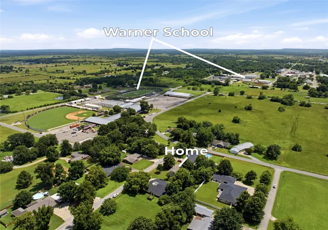 Photo 5 of Single family home for sale at 1502 N 3rd Avenue, Warner, OK 74469 | MLS# 2626745 | Listing updated on 2026-07-22