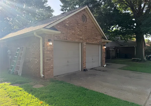 Photo 2 of Single family home for sale at 11218 S 108th East Ave, Bixby, OK 74008 | MLS# 2626786 | Listing updated on 2026-07-22