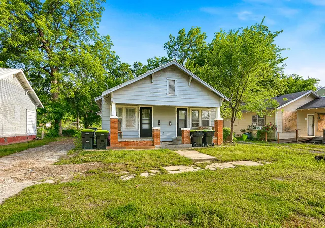 2nd image of 309 W 14, Ada, OK 74820 | MLS# 2626794
