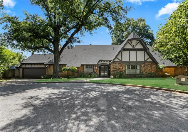 Photo 1 of Single family home for sale at 3115 S Delaware Pl, Tulsa, OK 74105 | MLS# 2626778 | Listing updated on 2026-07-22