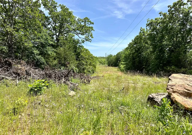 3rd image of 623 Dozer Mountain Rd, Eufaula, OK 74432 | MLS# 2626818