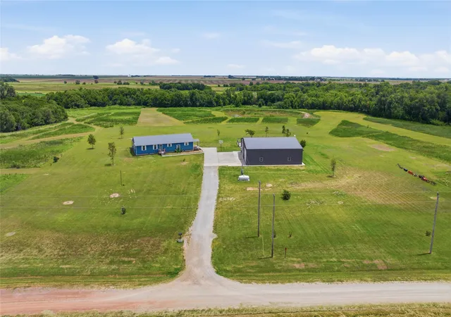 Photo 4 of Single family home for sale at 21598 County Rd 1090, Lamont, OK 74643 | MLS# 2626830 | Listing updated on 2026-09-01