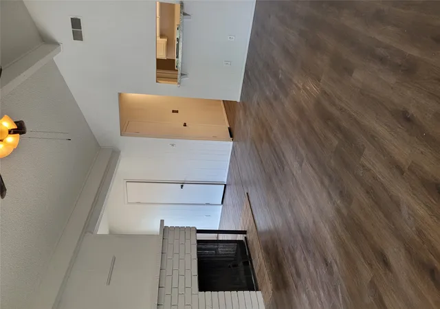 2nd image of 10814 E 15th Pl, Tulsa, OK 74128 | MLS# 2626459
