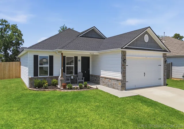 Homes for sale in Collinsville, OK | 14118 N 73rd Eastavenue, Collinsville, OK 74021 | MLS# 2626751