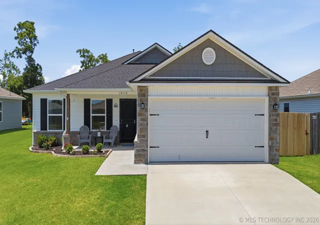 Homes for sale in Collinsville, OK | 14118 N 73rd Eastavenue, Collinsville, OK 74021 | MLS# 2626751