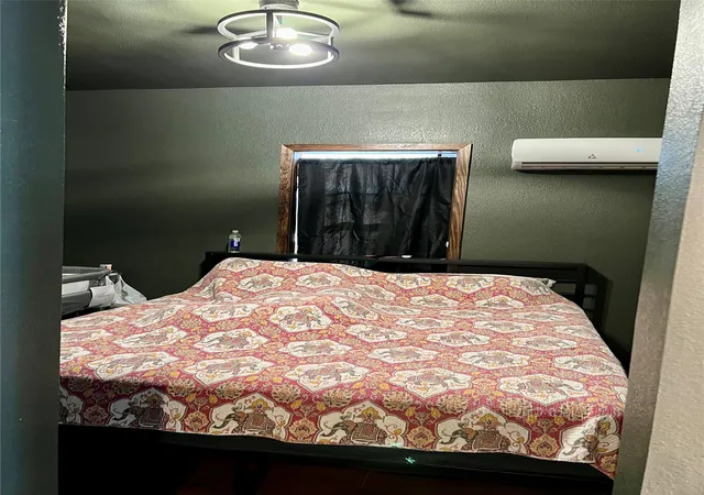Photo 4 of Single family home for sale at 4826 W 27th Street, Tulsa, OK 74107 | MLS# 2626889 | Listing updated on 2026-08-26